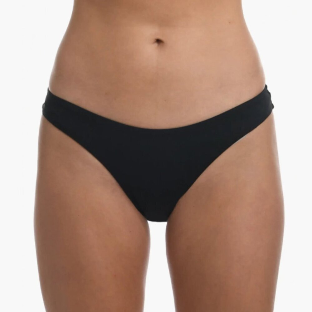 La Blanca 'Island Goddess' Scoop-Front Bikini Swimsuit Bottom, Black